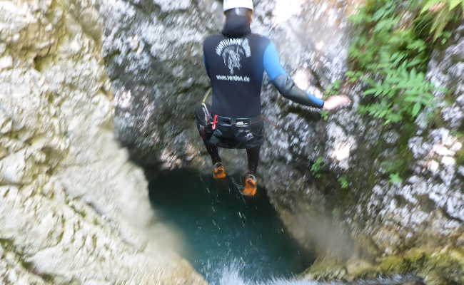 Canyoning Springen